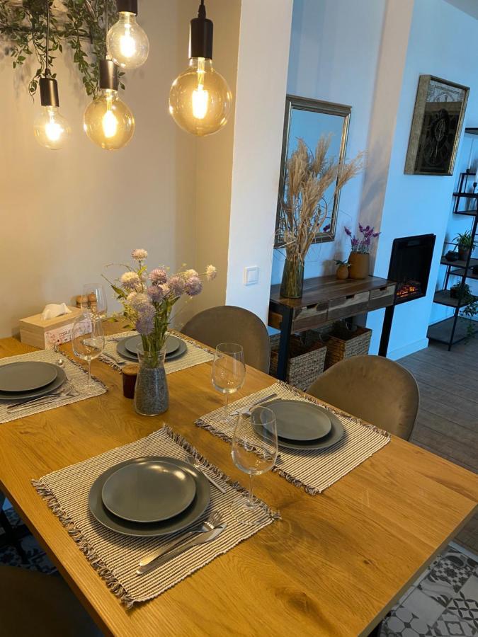 Sarah Home Hunedoara Eksteriør billede